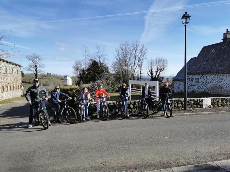 Gite De Pailherols Exterior foto